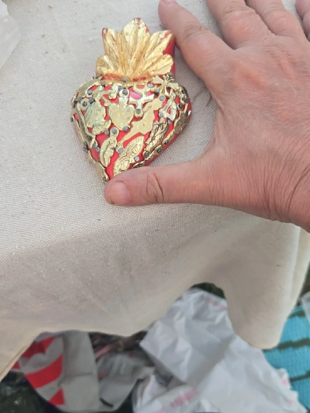Gold-Tone Sacred Heart Ornament Picture Frame Accent in Red and Gold